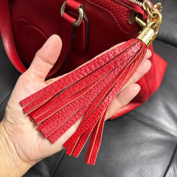Gucci Soho Red Leather Shoulder Bag with Gold Chain and Leather Tassel - Picture 7 of 15